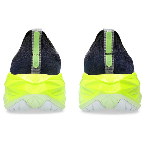 Asics Novablast 4